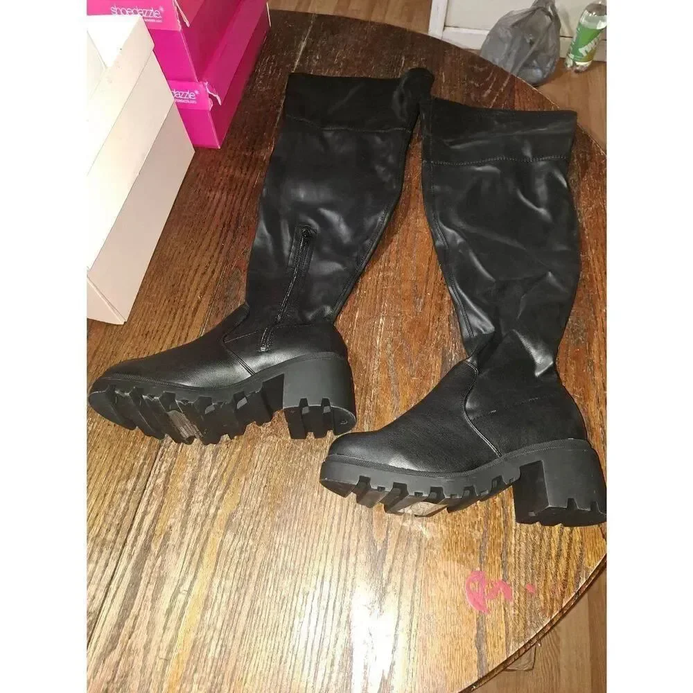 New 9.5E Extra Wide JustFab Black Jordane Platform Lug Sole Over the Knee Boots